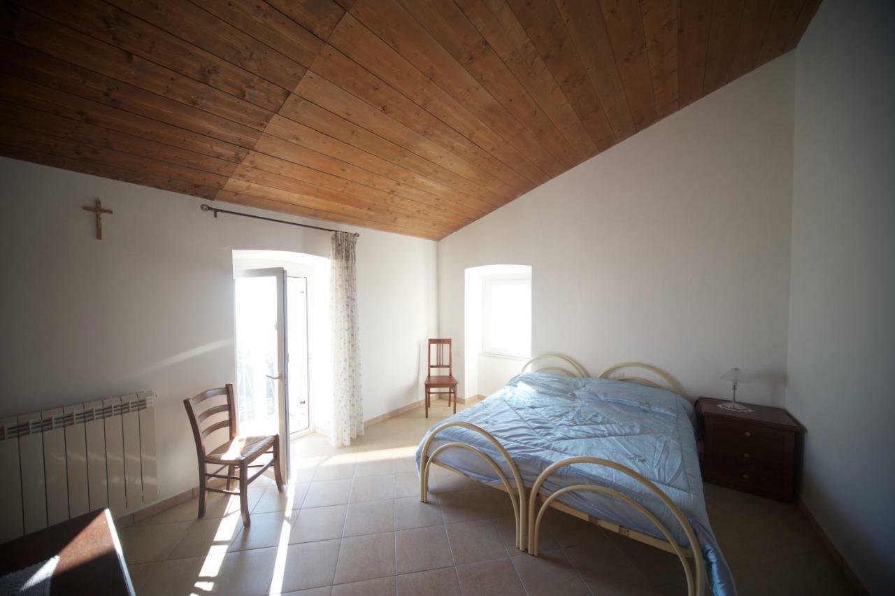 Al Vecchio Convento Mare E Monti Bed and Breakfast Ortonovo Eksteriør billede